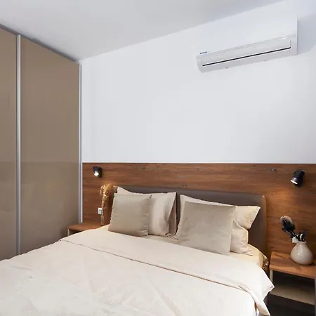 Polarstar Beach Resort Premium Apartments Апартаменти *