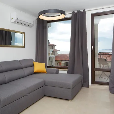 Апартамент Polarstar Beach Resort Premium Apartments