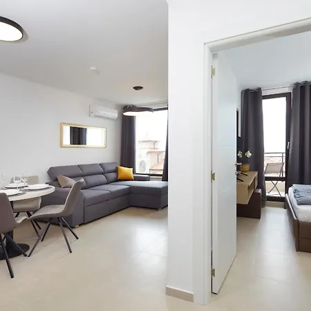 Polarstar Beach Resort Premium Apartments Апартамент *